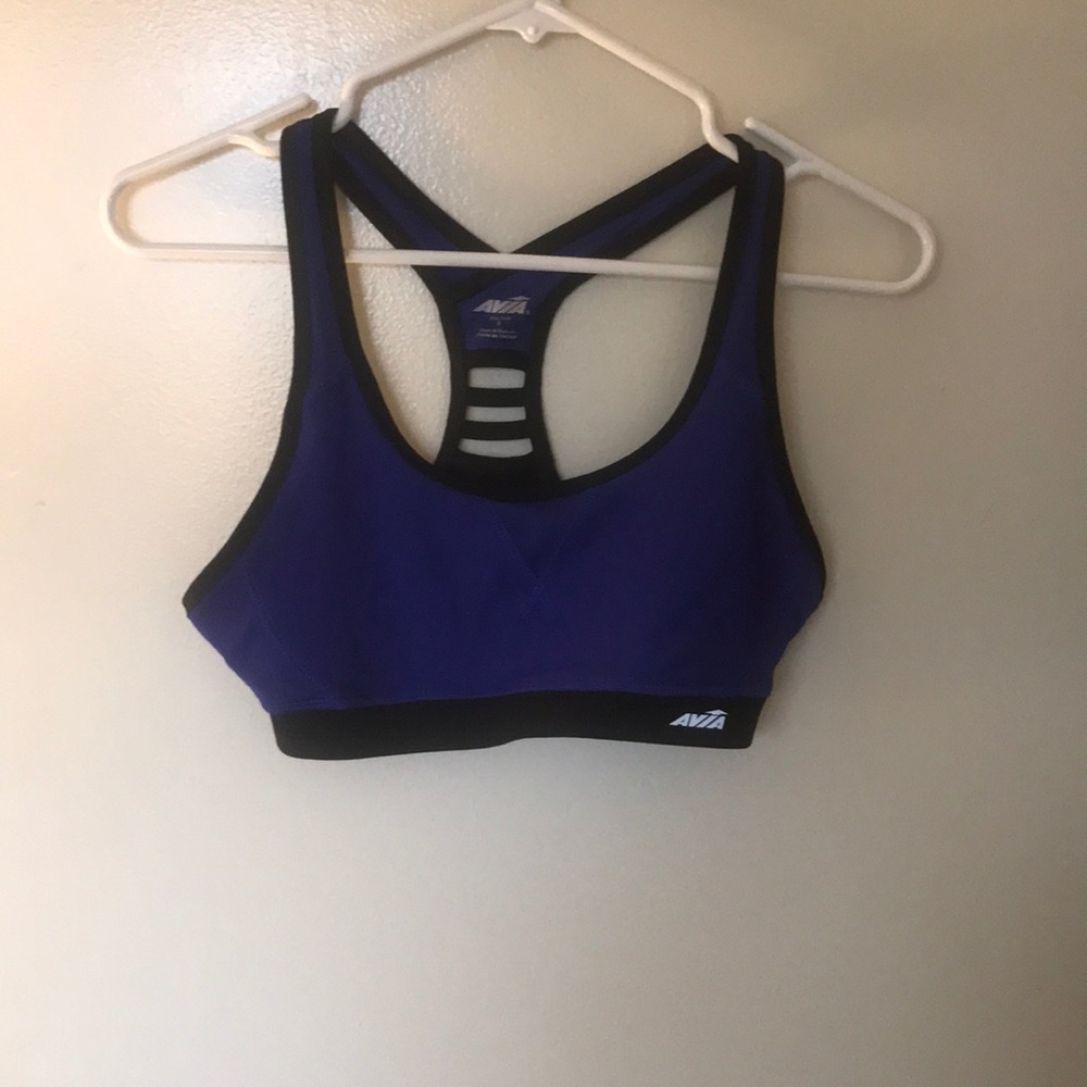 Sports bra